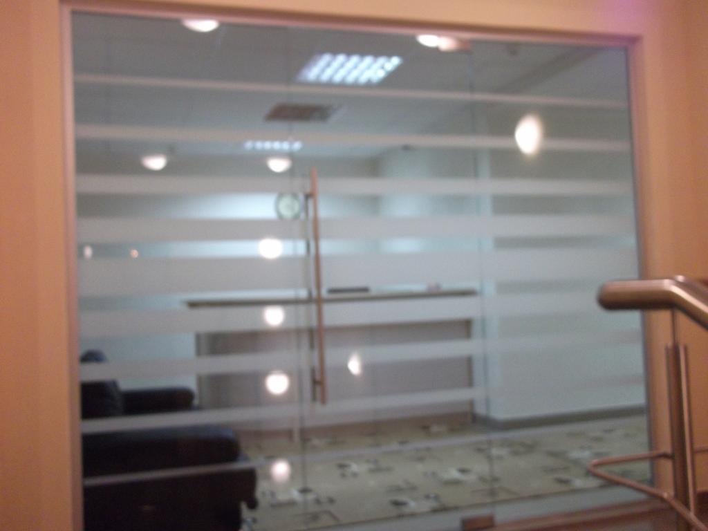 Avenue Hotel Zaslawye Bagian luar foto