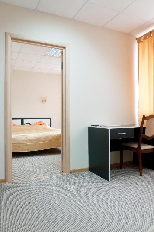 Avenue Hotel Zaslawye Ruang foto